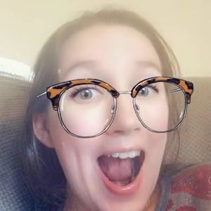 Meet your Posher, Leslie